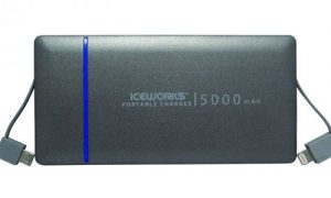 Iceworks Portable Charger là thiết kế pin dự phòng gọn nhẹ và mỏng hơn