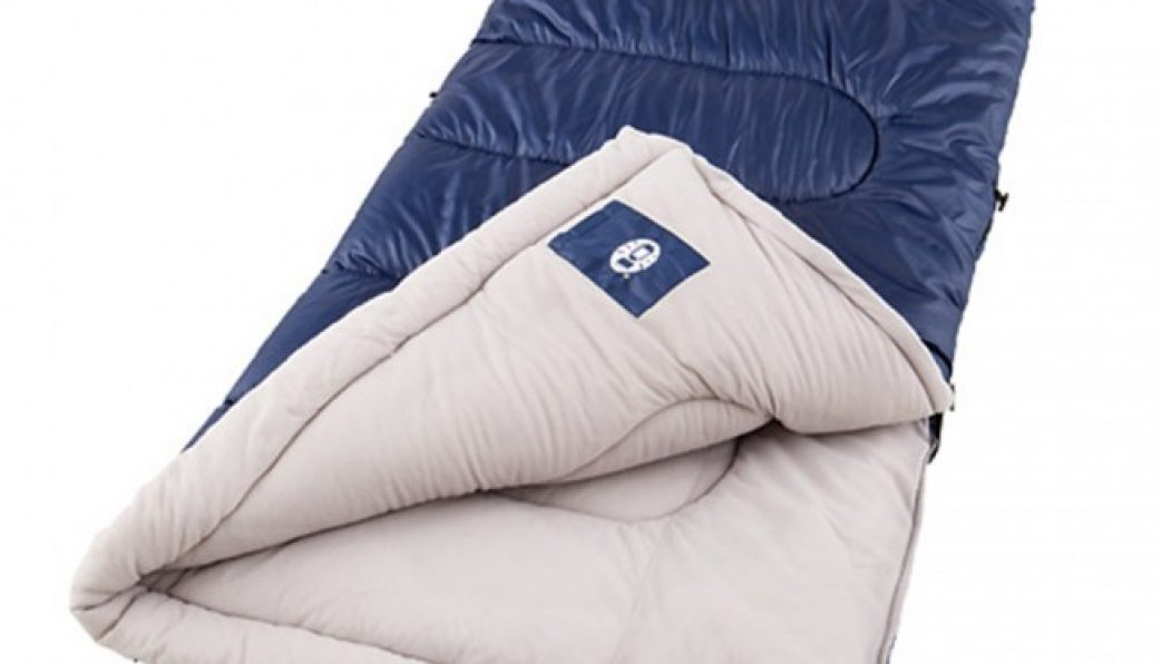 Tùy theo loại chất liệu của túi ngủ mà bạn lựa chọn từ đó tìm ra cách vệ sinh phù hợp
